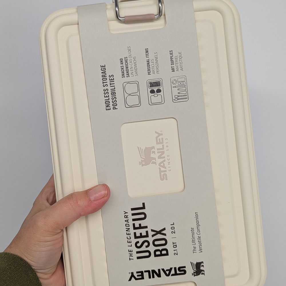New stanley Classic Legendary Useful Box 2.11 QT Cream lunch box Christmas gift
